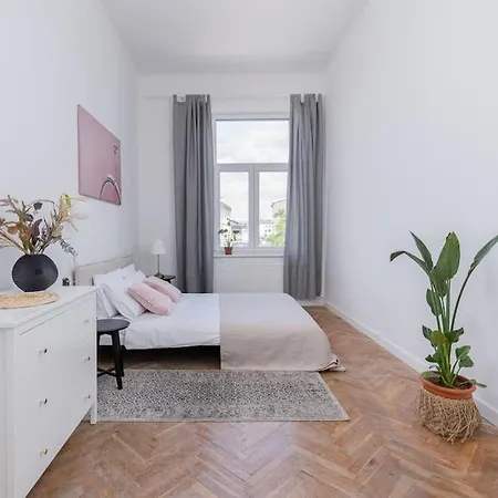 Apartment Krupnicza Old Town Krakow